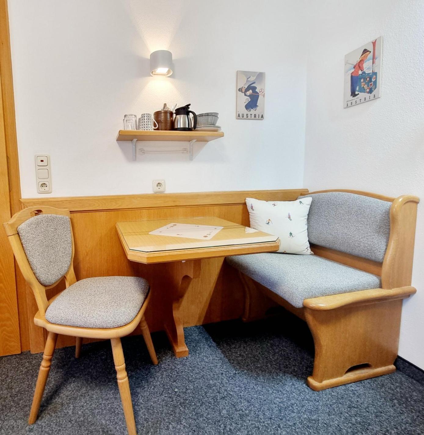 Das Bergfried - Urlaub Zentral Und Ruhig! Apartment Riezlern Exterior foto