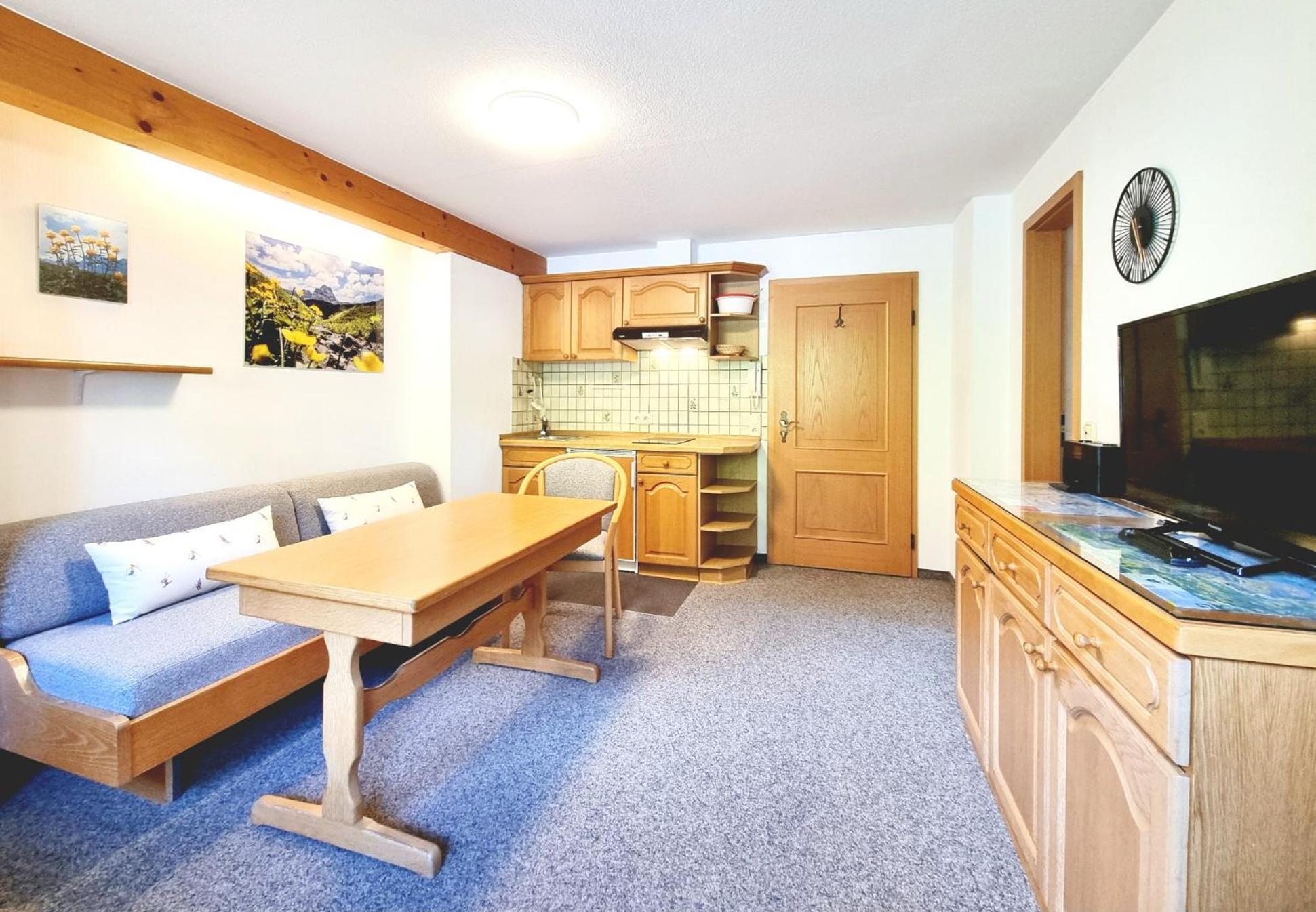 Das Bergfried - Urlaub Zentral Und Ruhig! Apartment Riezlern Exterior foto